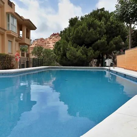 3 Bedroom, Floor With Fantastic Terrace And Pools * Sitio de Calahonda