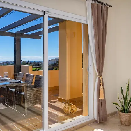 Appartement 3 Bedroom, Floor With Fantastic Terrace And Pools