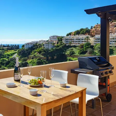 3 Bedroom, Floor With Fantastic Terrace And Pools Appartement *