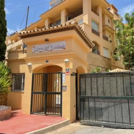 3 Bedroom, Floor With Fantastic Terrace And Pools