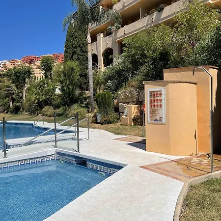 Apartamento 3 Bedroom, Floor With Fantastic Terrace And Pools