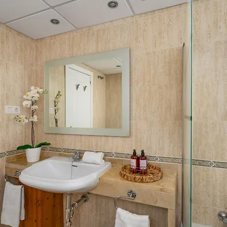 Apartamento 3 Bedroom, Floor With Fantastic Terrace And Pools *